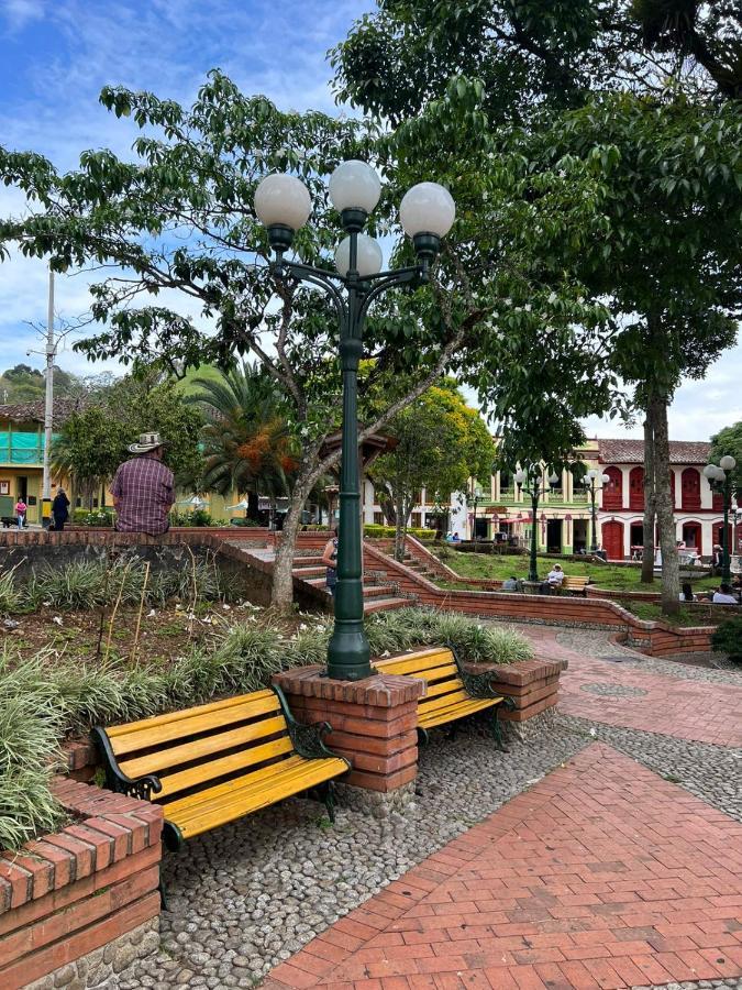 Spanglish Colombia Jericoc (Antioquia) Exterior foto